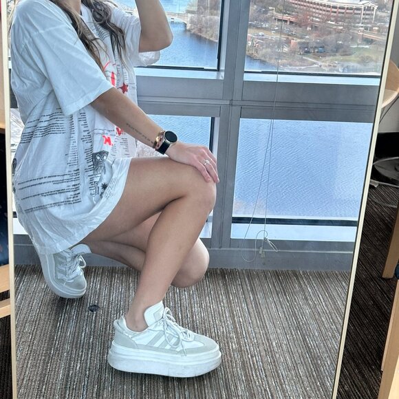 Adidas x Beyoncé Limited Edition Sneakers — Chunky White Platform Trainers - Picture 2 of 5